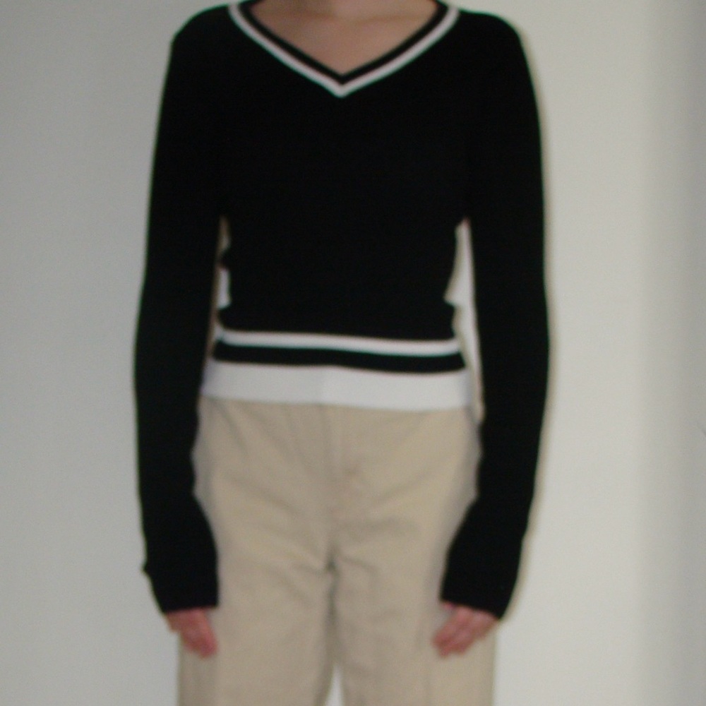 black v neck sweater